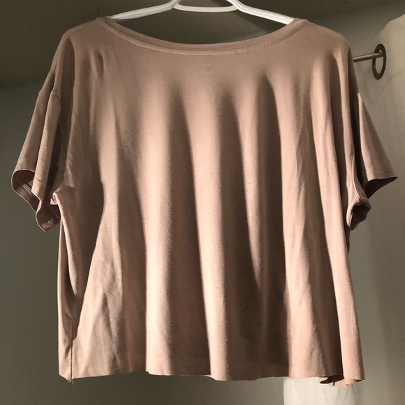 American Eagle pink tee - Picture 2 of 2